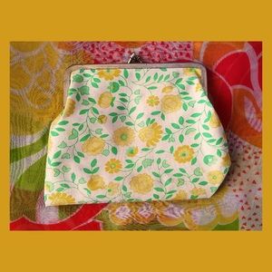 🌈Vintage 70s GrOOvy Yellow Flowers Vinyl Purse